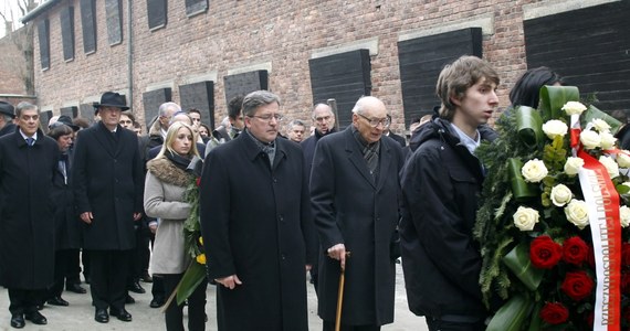 Niemieckie media odnotowały śmierć Władysława Bartoszewskiego - jednej z kluczowych postaci w polsko-niemieckich relacjach po II wojnie światowej. Komentator "Berliner Zeitung" określa zmarłego polityka i publicystę mianem "pioniera pojednania".  