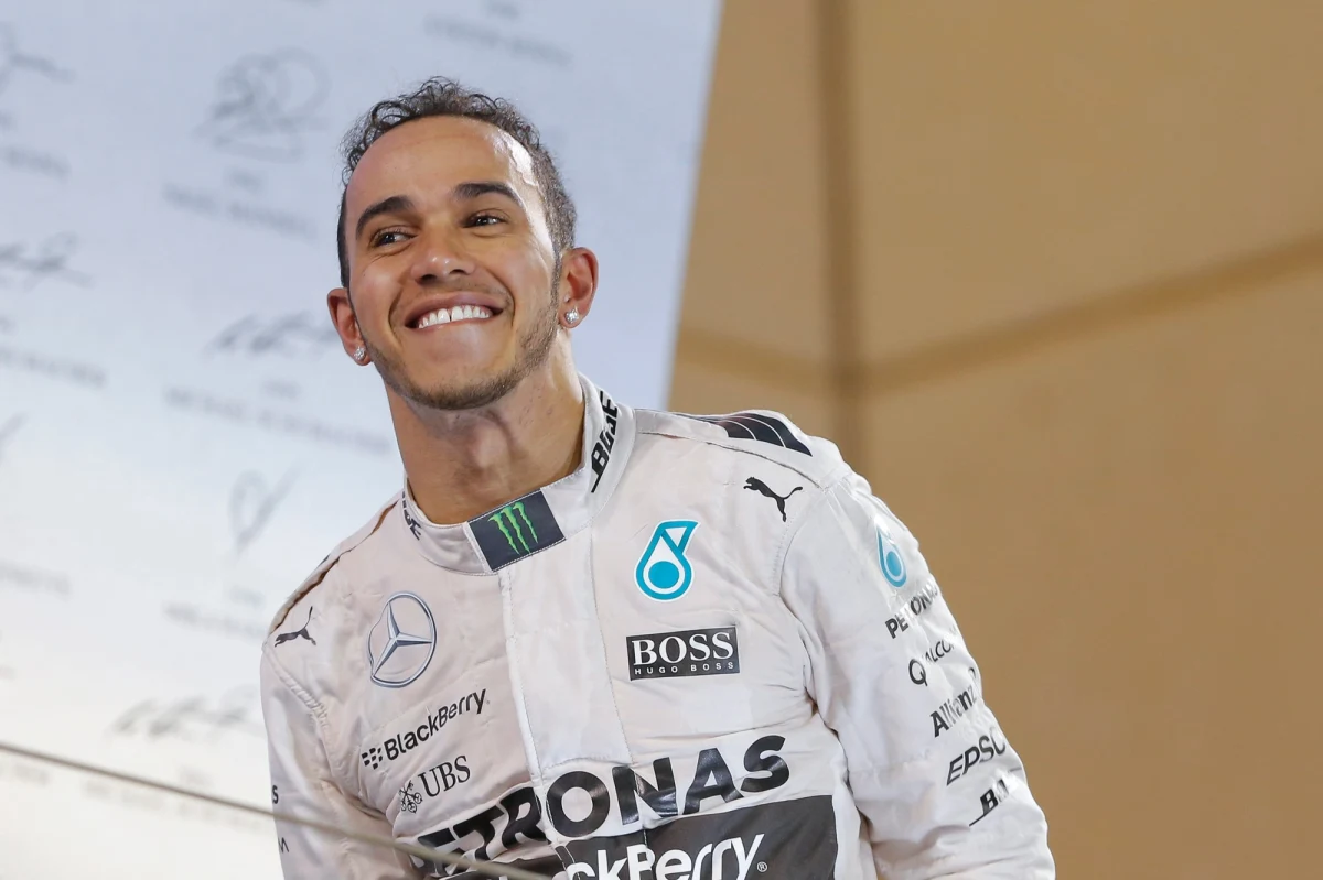Dwukrotny mistrz świata Formuły 1 Lewis Hamilton jest obecnie najbogatszym brytyjskim sportowcem. Jego fortuna jest szacowana na 88 milionów funtów (około 123 mln euro) - wynika z rankingu opublikowanego przez gazetę "Sunday Times". 