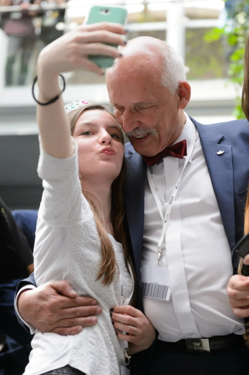 Andrzej Duda – kandydat PiS na prezydenta – nie musi przepraszać jednego ze swoich rywali. Sąd oddalił wniosek sztabu Janusza Korwin-Mikkego, któremu Duda zarzucił chęć strzelania do górników. 