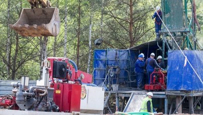 Akcja poszukiwawcza w kopalni "Wujek Ruch Śląsk". Wiertnica naprawiona