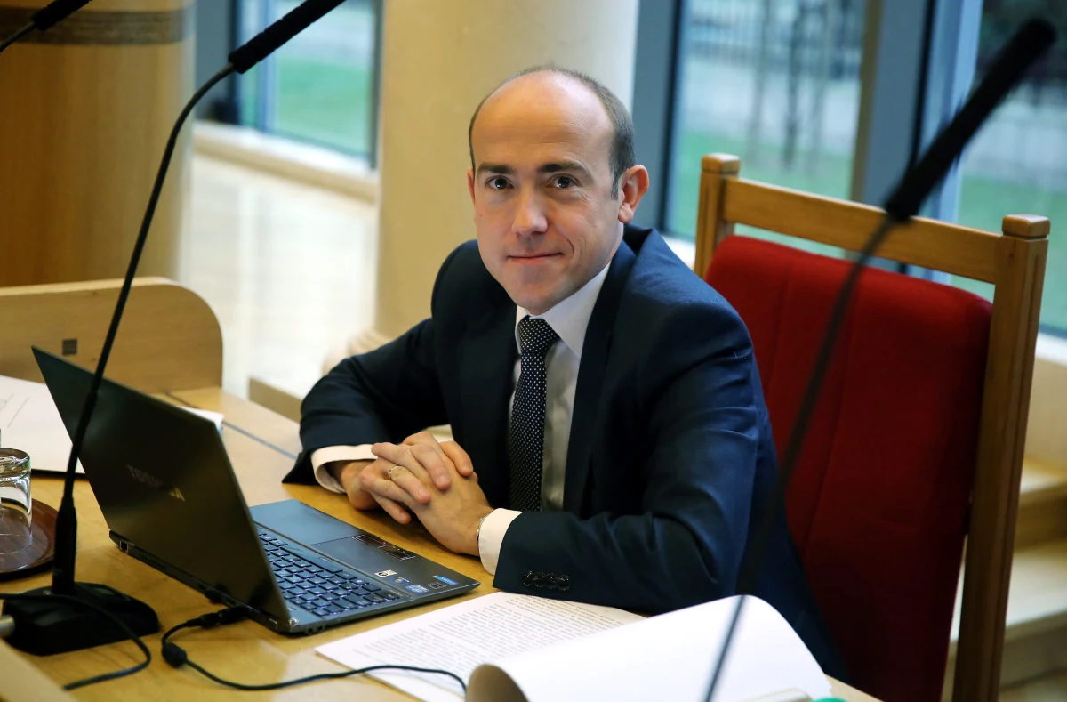 O godz. 16 w Pałacu Prezydenckim prezydent Bronisław Komorowski powoła Borysa Budkę na nowego ministra sprawiedliwości. Budka zastąpi na stanowisku Cezarego Grabarczyka, który w środę podał się do dymisji. 