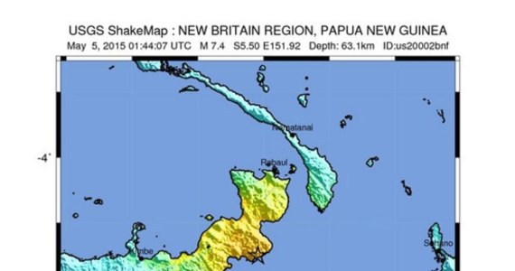 Po trzęsieniu ziemi o sile 7,4 w skali Richtera u wybrzeży Papui-Nowej Gwinei na Pacyfiku wydano ostrzeżenie przed tsunami. Nie ma doniesień o ofiarach i zniszczeniach. 