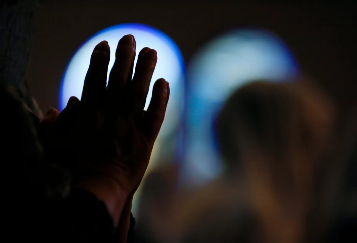 Podczas Roku Świętego, zaczynającego się 8 grudnia, papież Franciszek wyśle do diecezji "misjonarzy miłosierdzia". Będą oni mogli odpuszczać grzech aborcji. 