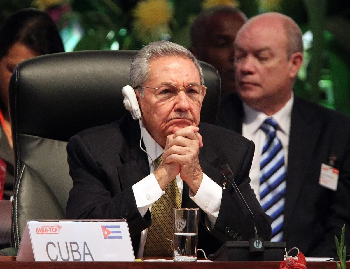 Papież Franciszek przyjmie w niedzielę przywódcę Kuby Raula Castro. Spotkanie będzie miało ściśle prywatny charakter - wyjaśnił rzecznik Watykanu ksiądz Federico Lombardi. Audiencja odbędzie się na 4 miesiące przed papieską wizytą na Kubie.  