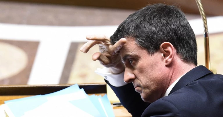 Premier Manuel Valls podkreśla, że ustawa ta ma kluczowe znaczenie dla walki z terroryzmem