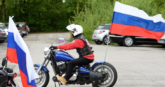 Sąd zezwolił dwóm rosyjskim motocyklistom z klubu "Nocne Wilki" na wjazd do Niemiec. Obaj mężczyźni zostali w zeszłym tygodniu zawróceni z lotniska Schoenefeld w Berlinie. 