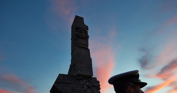 W czwartek przed północą na Westerplatte rozpoczęły się uroczystości z okazji 70. rocznicy zakończenia II wojny światowej. Przemówienie wygłosi prezydent Bronisław Komorowski. 
