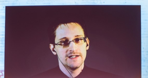 Były pracownik CIA Edward Snowden, który ujawnił dokumenty amerykańskiej Agencji Bezpieczeństwa (NSA), powiedział "Spieglowi", że służby USA uprawiają szpiegostwo gospodarcze. Dodał, że doniesienia o współpracy NSA z wywiadem Niemiec potwierdzają jego przypuszczenia.