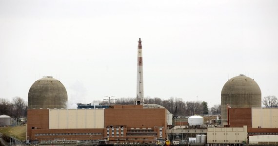 Pożar jednego z transformatorów w elektrowni atomowej Indian Point pod Nowym Jorkiem. Wyłączony został reaktor jądrowy. Władze zapewniają, że ogień ugaszono i nie ma zagrożenia dla mieszkańców. 
