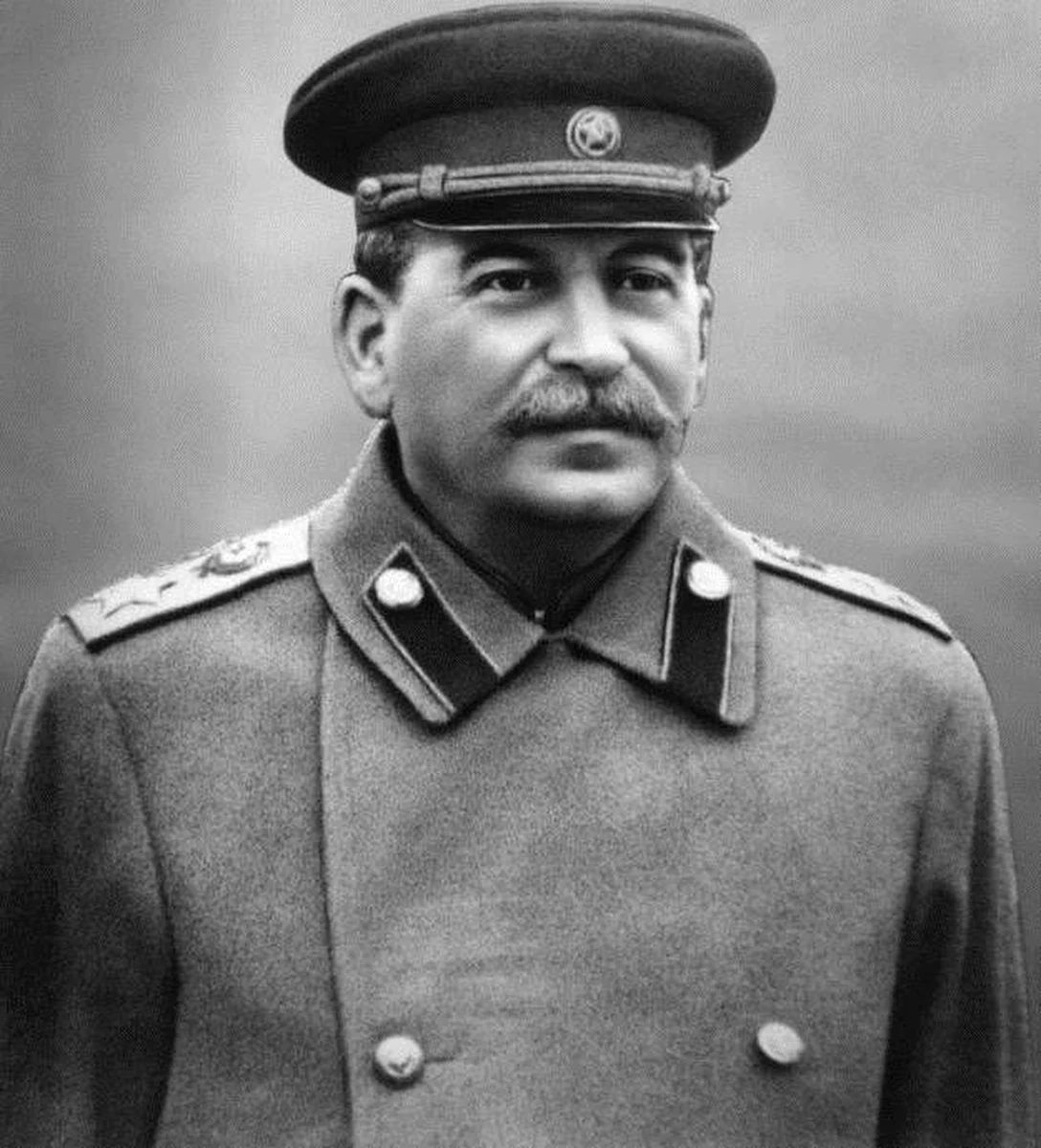 Niemiecki dziennik "Der Tagesspiegel" w komentarzu dotyczącym obchodów 70. rocznicy końca wojny krytykuje pomijanie przez Niemców zbrodni ZSRR. Gdyby Stalin był jedynym zwycięzcą wojny, cała Europa stałaby się kolonią karną - pisze autor komentarza.    