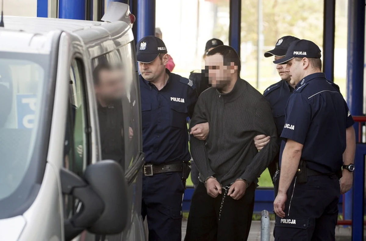 To nie miało być porwanie, a jedynie przejażdżka - tak porywacz małej Mai spod Szczecina tłumaczy, dlaczego uprowadził dziewczynkę. Szczecińska Prokuratura Okręgowa ujawniła, co zeznali i porywacz, i 10-latka. 