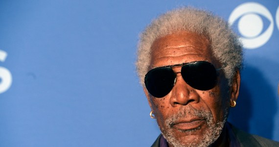 Morgan Freeman zaczął używać marihuanę siedem lat temu, żeby ukoić ból w ramieniu. Teraz gwiazda kina amerykańskiego chce legalizacji narkotyku. „Jem ją, piję, palę i wciągam” – wyznaje.