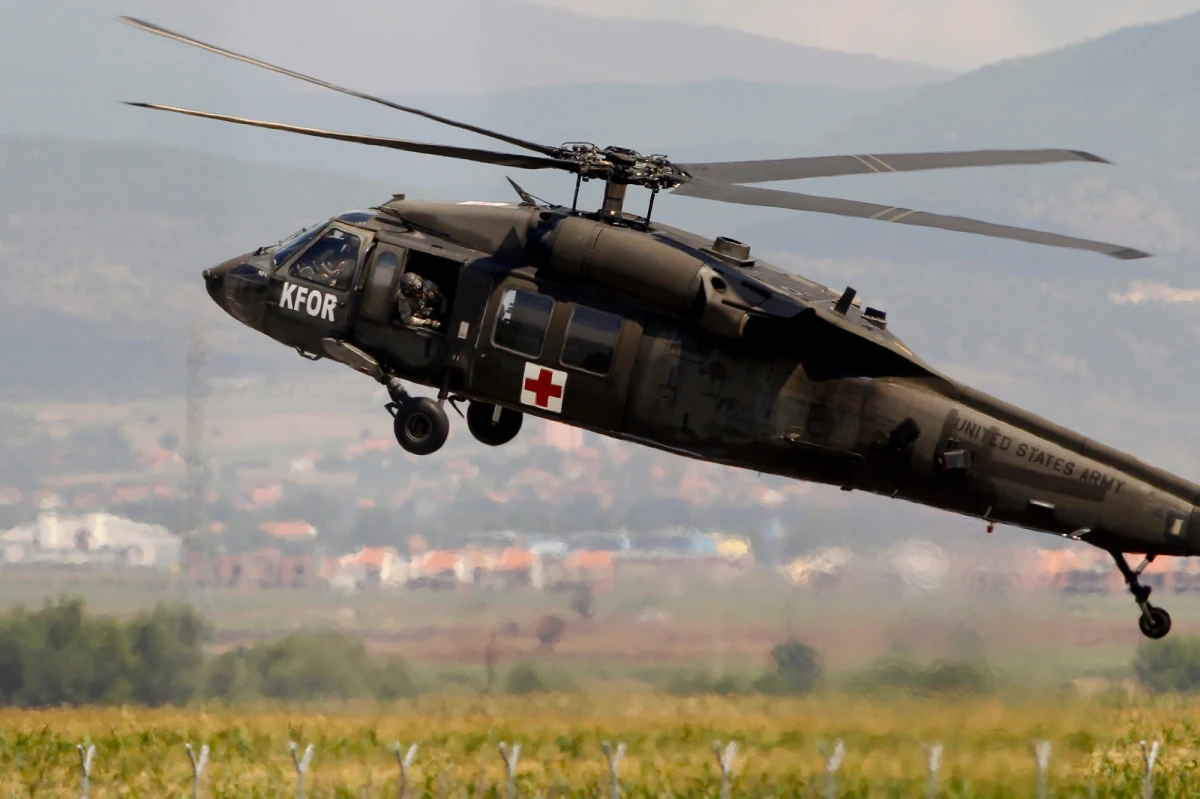 Jedna osoba została ranna w katastrofie śmigłowca unijnej misji EULEX, do której doszło na lotnisku w stolicy Kosowa - Prisztinie.