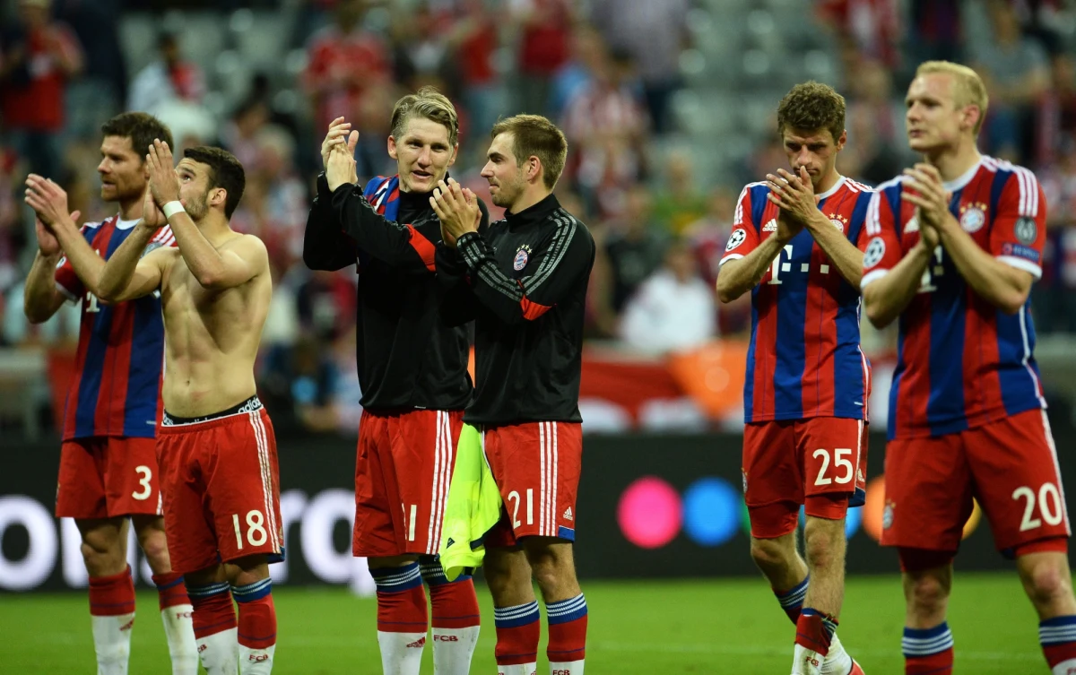 Niemieckie media chwalą FC Bayern za dobrą grę z Barceloną i honorowe pożegnanie się z piłkarską Ligą Mistrzostw. Przyznają jednak, że nadzieje na cud nie spełniły się, a Katalończycy okazali się lepsi.  