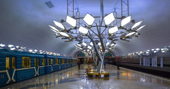 Prezentacją zabytkowych pociągów specjalnych Moskwa uczci przypadającą jutro 80. rocznicę swojego metra. Otwarto je uroczyście 15 maja 1935 roku, a dziś jest ono jedną z wielkich atrakcji rosyjskiej metropolii.
