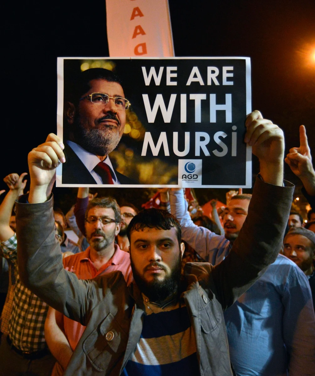 Władze Stanów Zjednoczonych wyraziły "głębokie zaniepokojenie" decyzją egipskiego sądu, który skazał na śmierć byłego prezydenta Egiptu Mohammeda Mursiego - poinformował  przedstawiciel Departamentu Stanu USA. Wcześniej Amnesty International uznała proces za farsę.