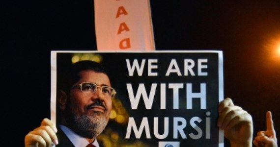 Władze Stanów Zjednoczonych wyraziły "głębokie zaniepokojenie" decyzją egipskiego sądu, który skazał na śmierć byłego prezydenta Egiptu Mohammeda Mursiego - poinformował  przedstawiciel Departamentu Stanu USA. Wcześniej Amnesty International uznała proces za farsę.