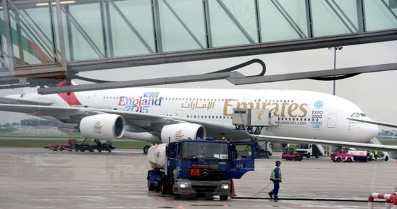 Ok. 14:20 z warszawskiego Okęcia wystartował samolot zastępczy, który zabrał ponad 500 pasażerów Airbusa A380. Maszyna linii Emirates przed 6 rano przymusowo lądowała na Okęciu. Samolot leciał z Dallas do Dubaju. 