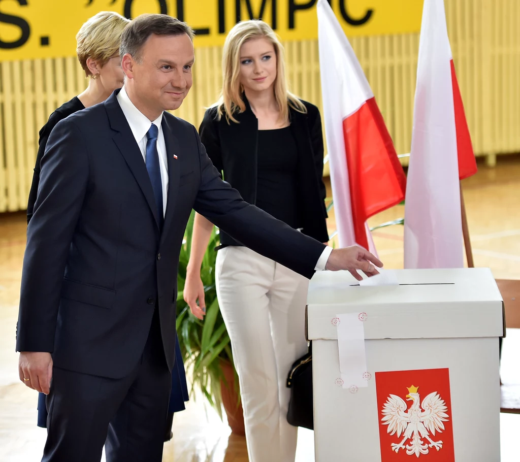 Andrzej Duda z żoną i córką, fot. Jacek Bednarczyk