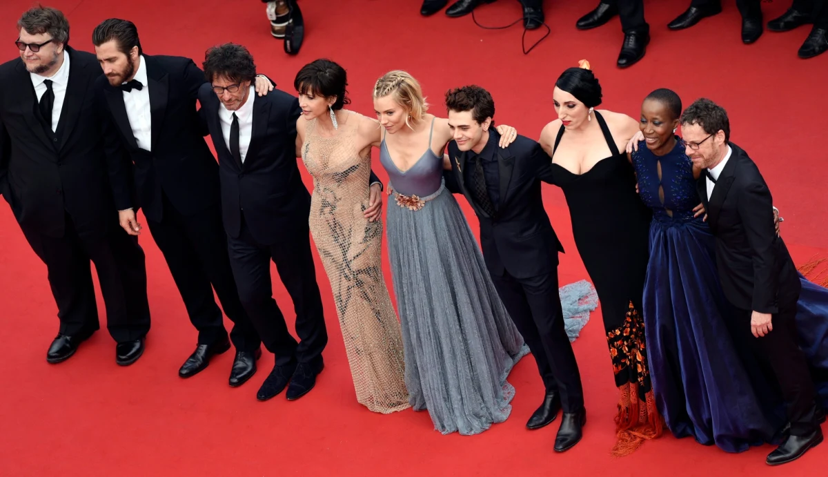 Francuski dramat "Dheepan" (reż. Jacques Audiard) nagrodzono prestiżową Złotą Palmą na 68. Międzynarodowym Festiwalu Filmowym w Cannes. Film ten nie znajdował się w wąskim gronie faworytów, ale był wychwalany przez francuską prasę.