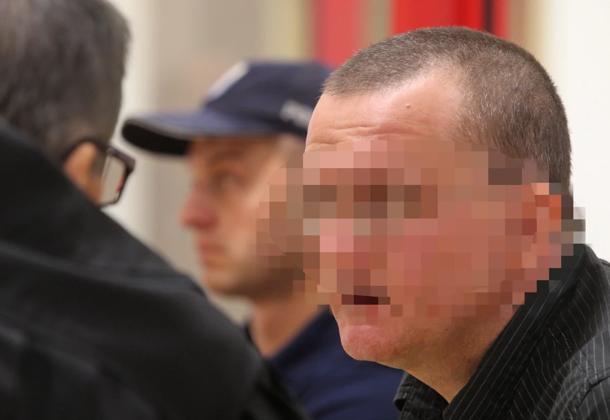 Przed sądem w Rybniku ruszył proces Dariusza P., oskarżonego o podpalenie swojego domu w Jastrzębiu Zdroju i zabicie w ten sposób pięciorga członków najbliższej rodziny. Pełnomocnicy pokrzywdzonych i oskarżony złożyli wniosek o wyłączenie jawności procesu. Sąd się na to nie zgodził.