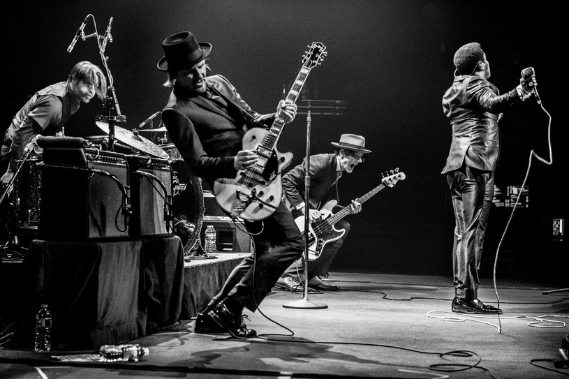 Pochodzący z Los Angeles kwartet Vintage Trouble zagra przed AC/DC 25 lipca na Stadionie Narodowym w Warszawie.