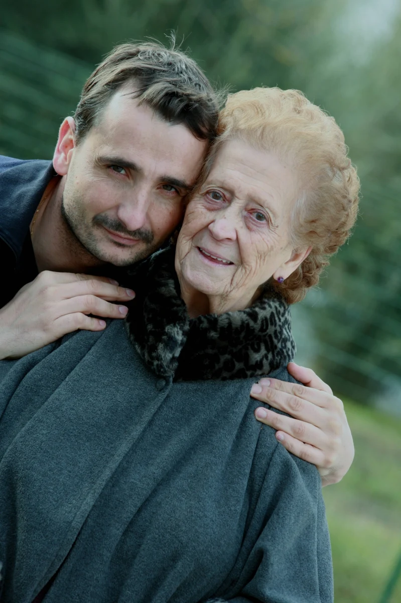 "Jak słyszę w wykonaniu 30 albo 40-letniego człowieka konstatacje, że jest taki jaki jest, i nie radzi sobie, bo we wczesnym dzieciństwie matka postępowała w taki, a nie inny sposób, to mam ochotę prychnąć z irytacją" - mówi w rozmowie z RMF FM Aleksandra Piotrowska, psycholog dziecięcy. 