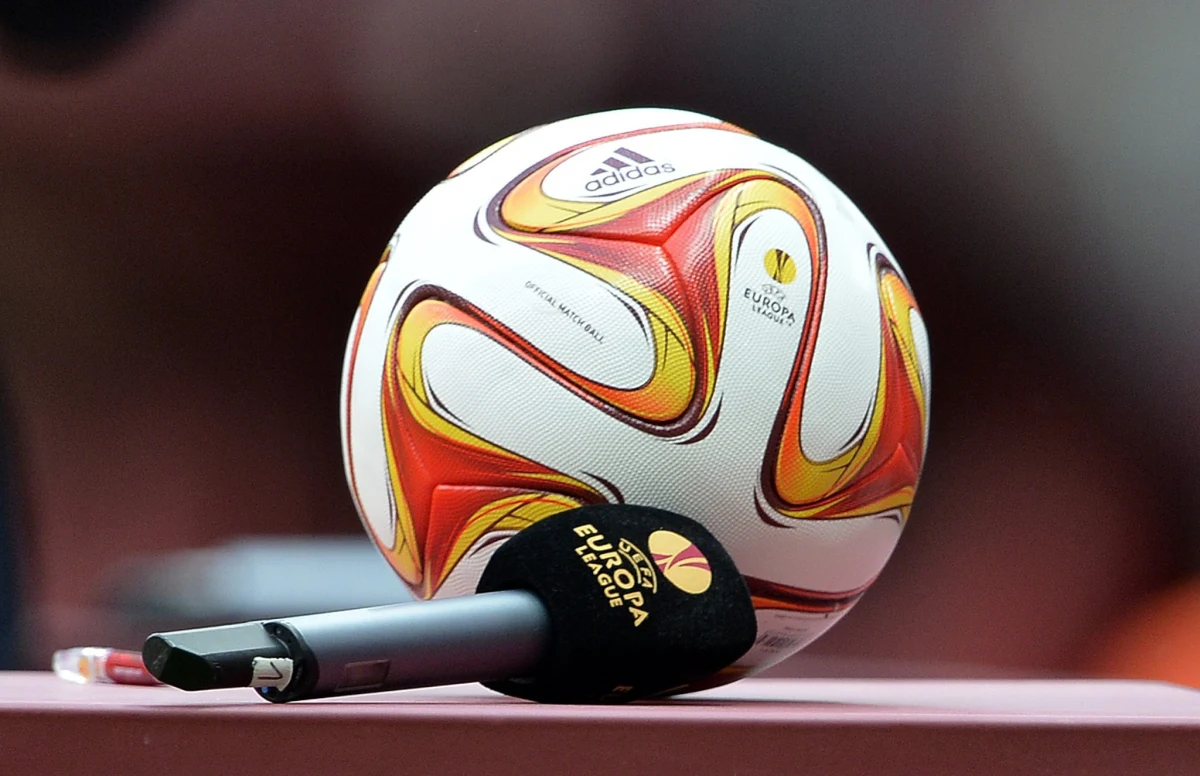 Prezydent Międzynarodowej Federacji Piłki Nożnej (FIFA) Joseph Blatter zapewnił o pełnej współpracy organizacji z wymiarami sprawiedliwości USA i Szwajcarii w śledztwie przeciwko działaczom. "Nie ma miejsca na korupcję w futbolu, a winni będą eliminowani" - zapewnił.