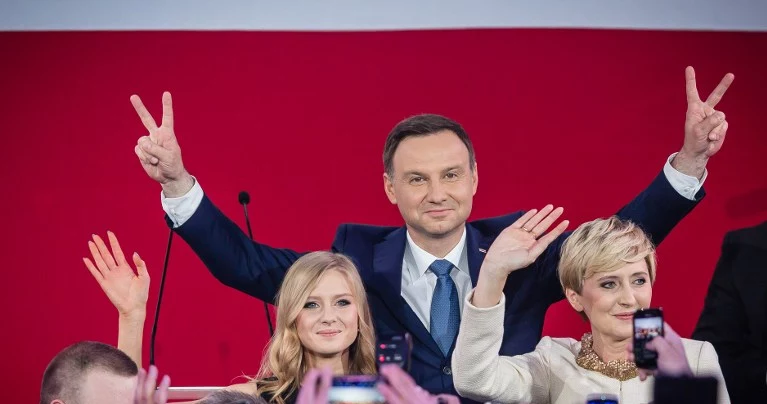 Andrzej Duda z żoną i córką