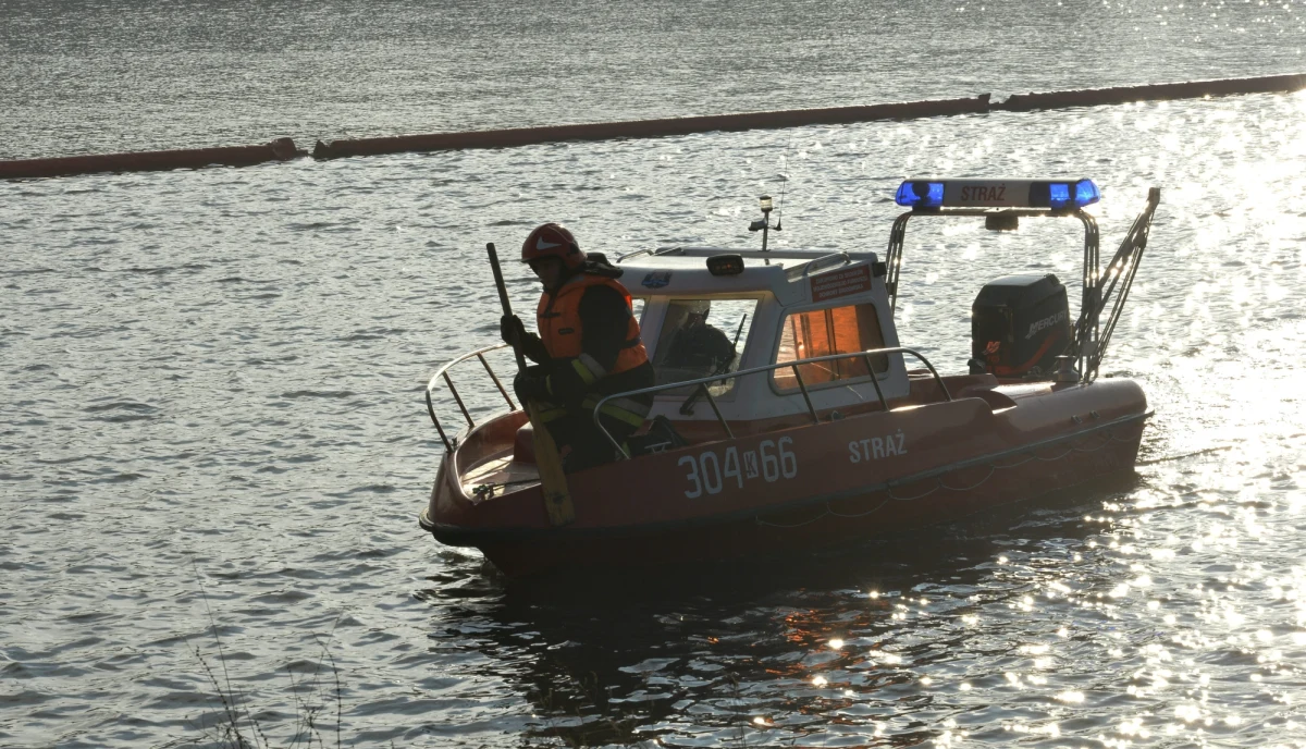 Tragedia na Podlasiu. W Narwi w okolicach wioski Siekierki koło Białegostoku utopił się 14-letni chłopiec. Jego 10-letni kolega, który się z nim kąpał, jest poszukiwany.