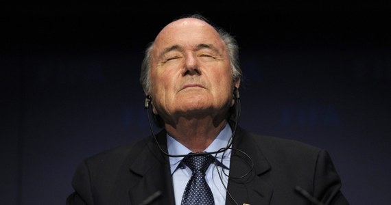 Prezydent Międzynarodowej Federacji Piłki Nożnej Sepp Blatter nie będzie we wtorek 9 czerwca uczestniczył w Lozannie w sesji Międzynarodowego Komitetu Olimpijskiego (MKOl).  W oficjalnym komunikacie FIFA nie podała  przyczyn nieobecności Blattera.