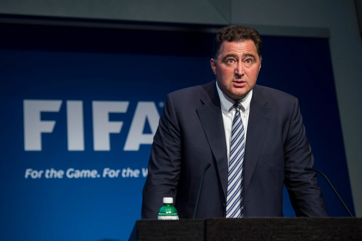 Rosja i Katar mogą stracić prawo do organizacji Mistrzostw Świata w piłce nożnej - donoszą brytyjskie media. Powołują się przy tym na słowa Domenico Scali, przewodniczącego niezależnej komisji, która odpowiedzialna jest za zreformowanie FIFA.  