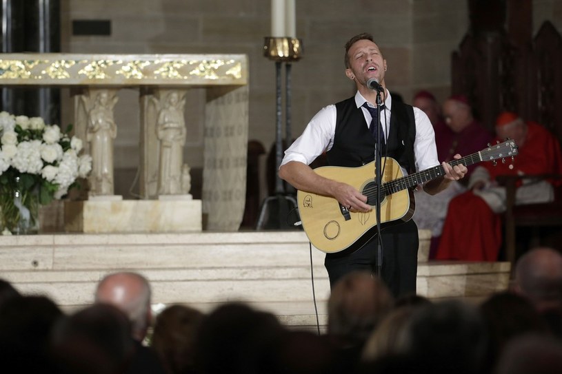 Lider zespołu Coldplay zaśpiewał podczas ceremonii pogrzebowej Beau Bidena, syna wiceprezydenta Stanów Zjednoczonych.