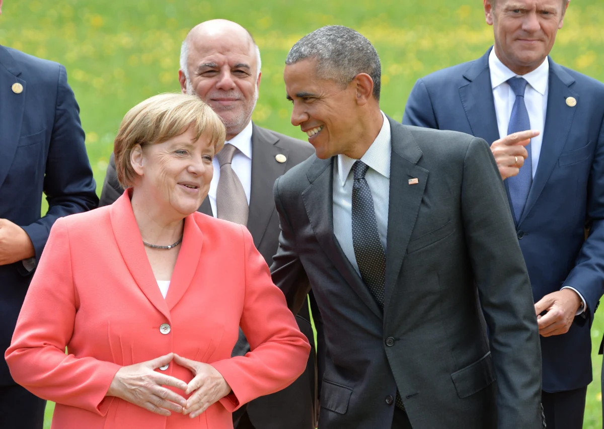 Kraje G7 popierają Ukrainę i są zgodne, że sankcje gospodarcze wobec Rosji powinny być utrzymane. Tak powinno być do czasu aż Moskwa i prorosyjscy separatyści będą w pełni przestrzegać rozejmu na wschodzie Ukrainy. Takie oświadczenie wygłosił po spotkaniu przywódców siedmiu najbogatszych państw świata – prezydent USA Barack Obama.