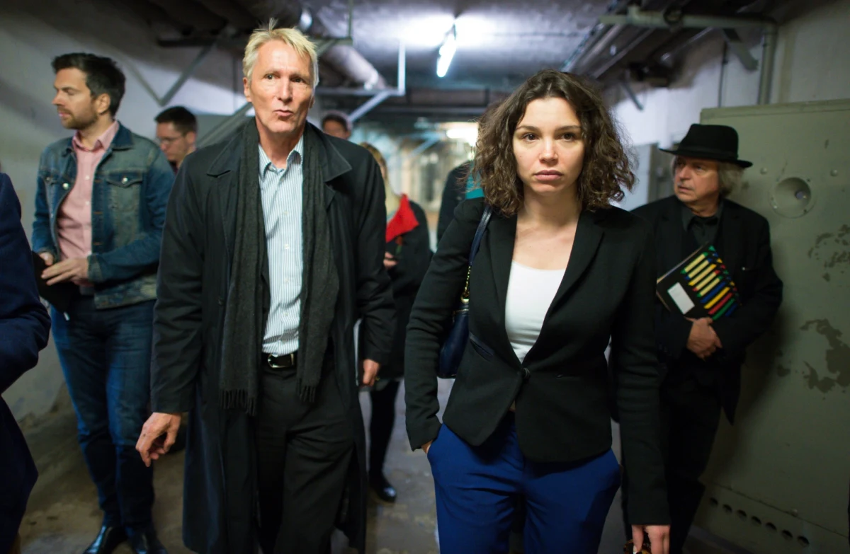 Córka zamordowanego opozycjonisty Borysa Niemcowa, dziennikarka Żanna Niemcowa opuściła Rosję. Według radia Echo Moskwy, taką decyzję podjęła po pogróżkach pod jej adresem ze strony nieznanych osób. Niemcowa odmówiła ujawnienia, do jakiego kraju pojechała.