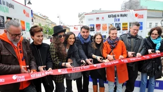 Literatura, muzyka i film. Pobieraj za darmo z plakatów