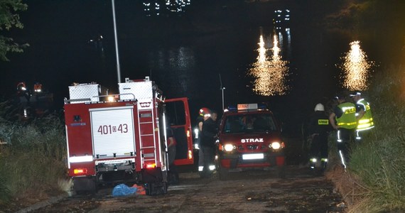 Nocna akcja na Odrze. W miejscowości Kopanie w Opolskiem rzeka porwała wędkarza. Mimo reanimacji mężczyzny nie udało się uratować. Informację otrzymaliśmy na Gorącą Linię RMF FM.