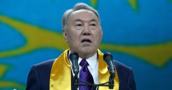 Niemieccy politycy i przedstawiciele wymiaru sprawiedliwości mieli lobbować za poprawą wizerunku Kazachstanu – pisze „Der Spiegel”. Według tygodnika o pozyskanie polityków zabiegał, częściowo z powodzeniem, prezydent Kazachstanu Nursułtan Nazarbajew. Tygodnik pisze, że do „Klubu przyjaciół Kazachstanu” należeli europejscy politycy, m.in. Aleksander Kwaśniewski. 