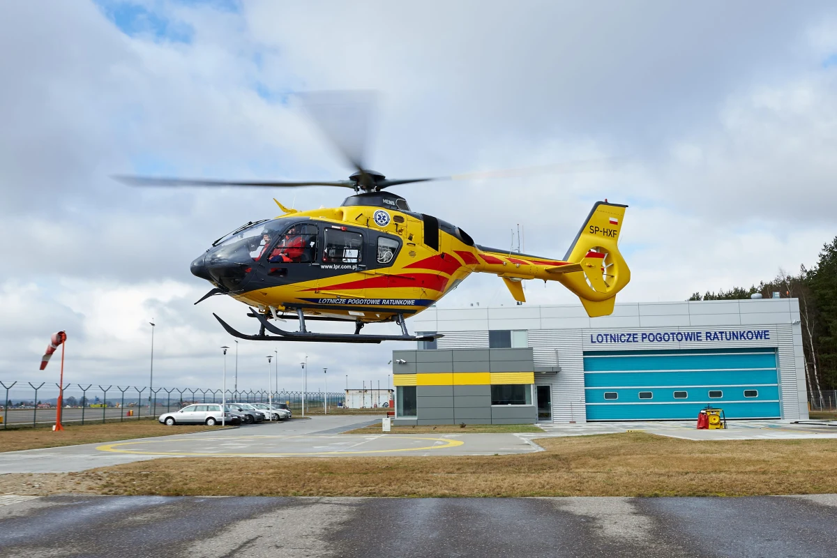 6-letni chłopiec przygnieciony przez dmuchany zamek w miejscowości Golejewko w Wielkopolsce. Do zdarzenia doszło podczas festynu parafialnego. Informację o tym wypadku dostaliśmy na Gorącą Linię RMF FM. 