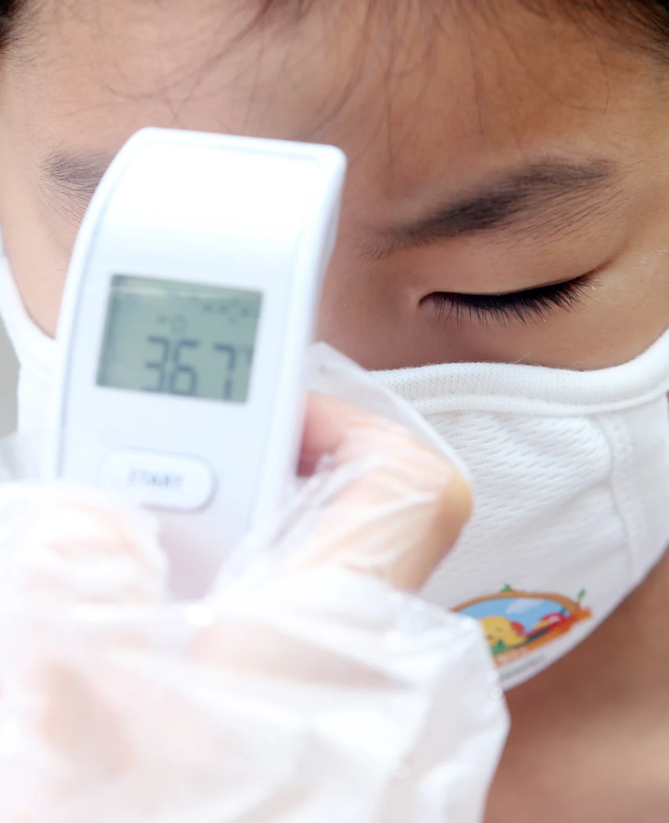 65-letni Niemiec z Nadrenii Północnej-Westfalii zmarł w Ostercappeln w Dolnej Saksonii w wyniku powikłań po wirusowym schorzeniu dróg oddechowych (MERS). Zgon nastąpił 6 czerwca, ale spółka Kliniki im. Nielsa Stensena poinformowała o nim we wtorek.