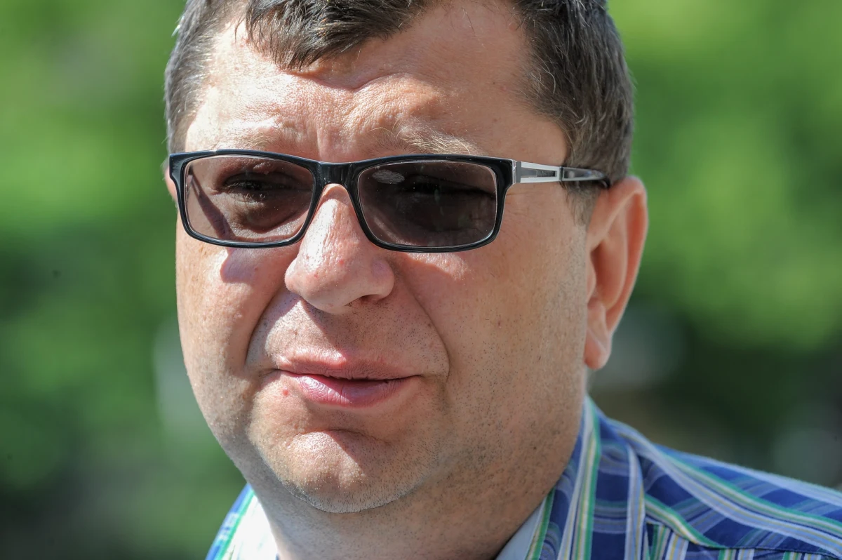 Szokujące ustalenia tygodnika "ABC" prowadzą do wniosku, że śledztwo w sprawie afery taśmowej prowadzone było od początku w dość oryginalny sposób. Jak inaczej nazwać sytuację, w której prokurator wydzwania wielokrotnie do polityków, by namawiać ich do złożenia wniosku o ściganie osób nagrywających ich rozmowy.