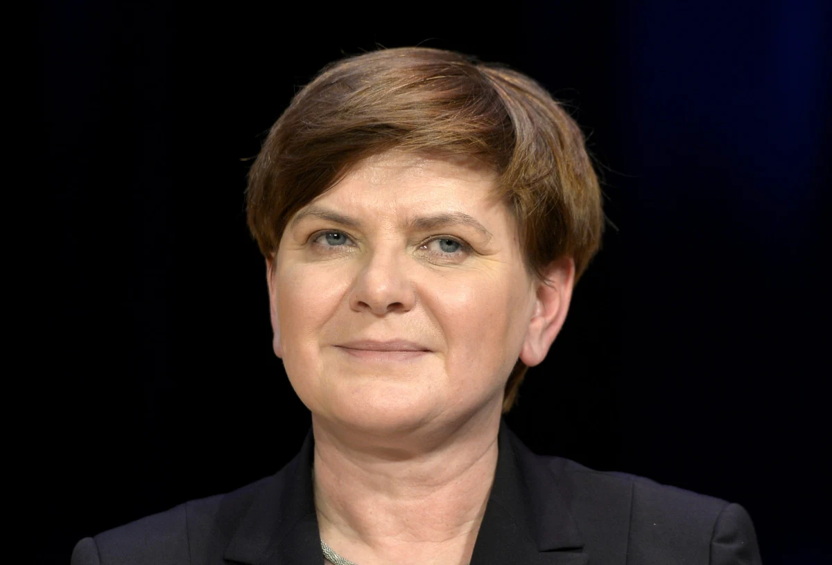 Arena Ursynów i hala Torwar - te dwa miejsca w Warszawie będą w sobotę najważniejszymi punktami na politycznej mapie Polski. Odbędą się tam konwencje Platformy Obywatelskiej oraz Prawa i Sprawiedliwości. Oba ugrupowania chcą zaprezentować swoje programy na jesienne wybory parlamentarne.