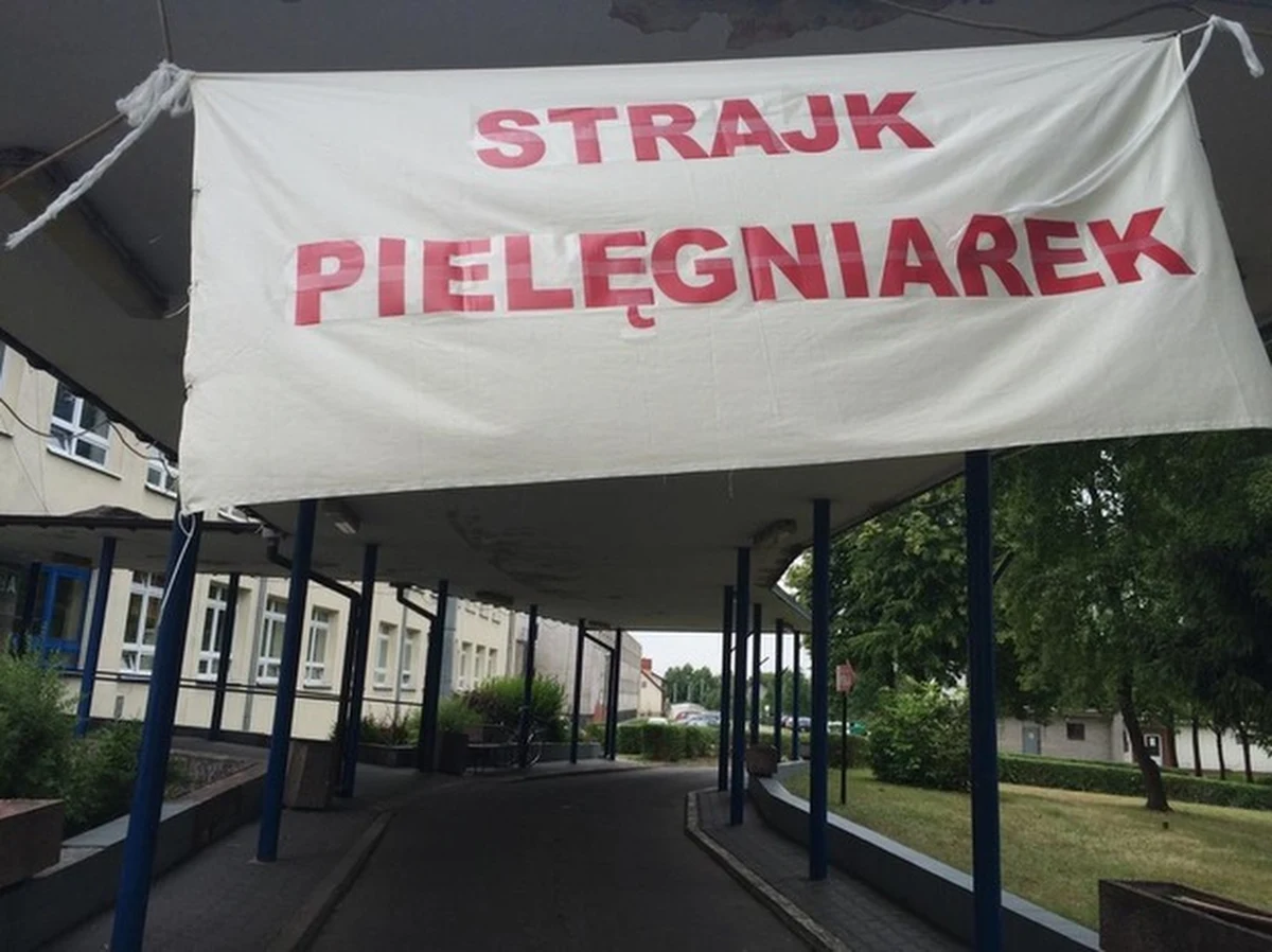 Po trwających wiele godzin negocjacjach w sobotę przed godziną 3 w nocy ogłoszono przerwę w rozmowach między strajkującymi pielęgniarkami z Wyszkowa a dyrekcją placówki. Siostry mają wrócić do stołu rozmów około godziny 10. 