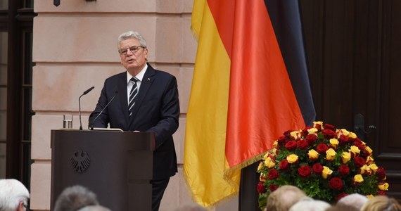 Prezydent Niemiec podziękował Polsce i innym krajom Europy Środkowo-Wschodniej za nowe podejście do niemieckich wypędzonych i gesty pojednania pod ich adresem. Joachim Gauck przemawiał w Niemieckim Muzeum Historii w Berlinie z okazji obchodzonego po raz pierwszy Dnia Pamięci o Wypędzonych. 