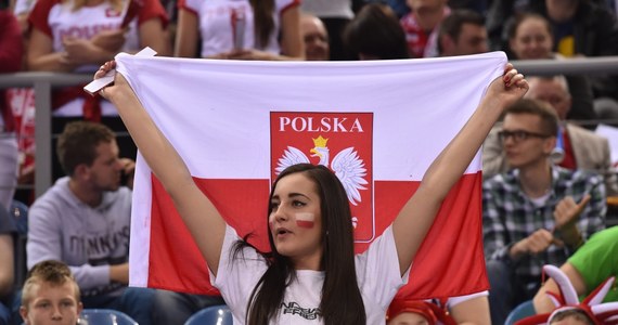 Polska reprezentacja piłkarzy ręcznych przegrała w towarzyskim meczu rozegranym w Tauron Arenie Kraków z Danią 23:26 (13:16). Dla obu ekip był to sprawdzian przed styczniowymi mistrzostwami Europy. Turniej finałowy ME odbędzie się w dniach 15-31 stycznia 2016 r. w Polsce. Biało-czerwoni wszystkie swoje mecze rozegrają w krakowskiej hali.