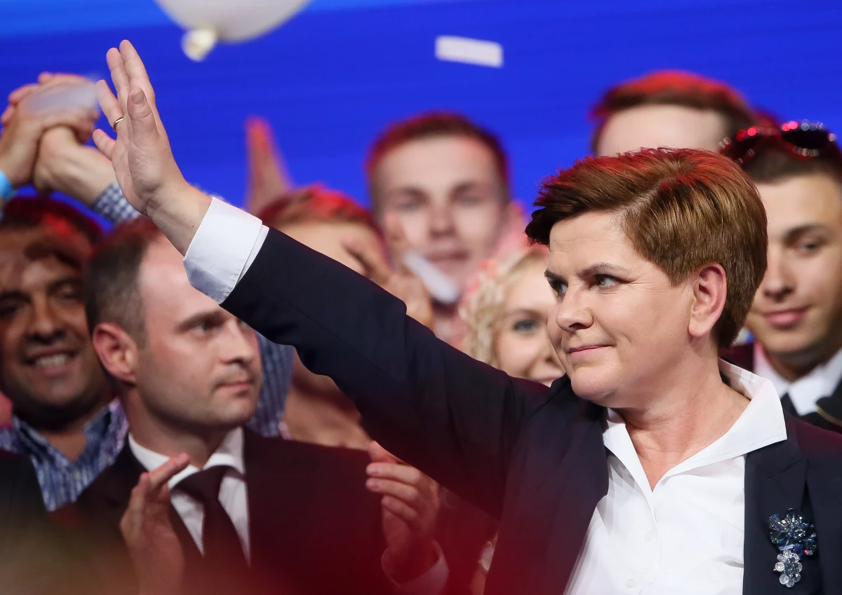 "Jeśli PiS zwycięży w wyborach parlamentarnych, Beata Szydło będzie premierem" – powiedział na sobotniej konwencji prezes PiS Jarosław Kaczyński. "Mamy prezydenta, jeśli się postaramy będziemy mieli także premiera; Polacy chcą pokoleniowej zmiany" - przekonywał.