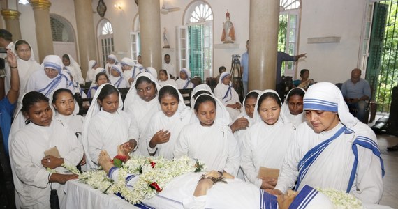 Nie żyje siostra Nirmala Joshi, która na życzenie Matki Teresy z Kalkuty stanęła po jej śmierci na czele Zgromadzenia Misjonarek Miłości. Zmarła w wieku 80 lat - poinformowała rzeczniczka zakonu.