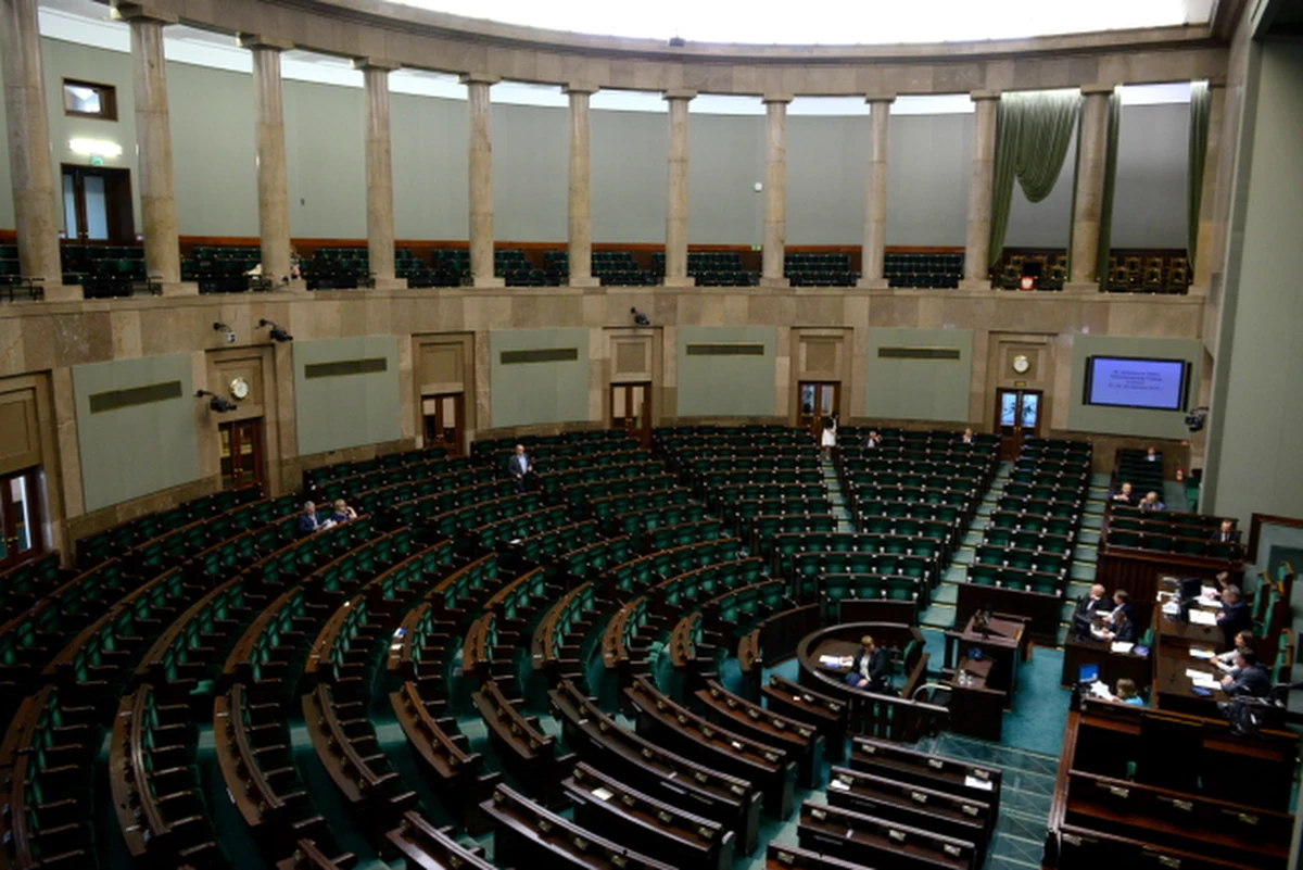 Jutro odbędzie się głosowanie w sprawie wyboru marszałka Sejmu. Kluby mogą zgłaszać kandydatów dziś do godz. 19.
