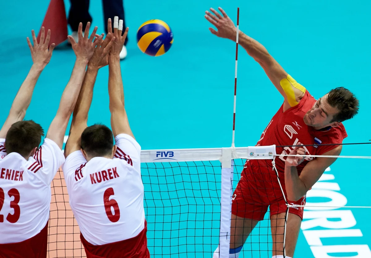 Polscy siatkarze ulegli Bułgarom 2:3 (14:25, 25:19, 22:25, 25:23, 13:15) w półfinale Igrzysk Europejskich w Baku. W niedzielnym meczu o trzecie miejsce ich rywalem będzie pokonany w meczu Niemcy - Rosja.