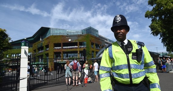 Dżihadyści z Państwa Islamskiego planują „straszne ataki” terrorystyczne na terenie Wielkiej Brytanii – ostrzega premier tego kraju David Cameron. Zdaniem Camerona IS stanowi "zagrożenie egzystencjalne" dla Zachodu.